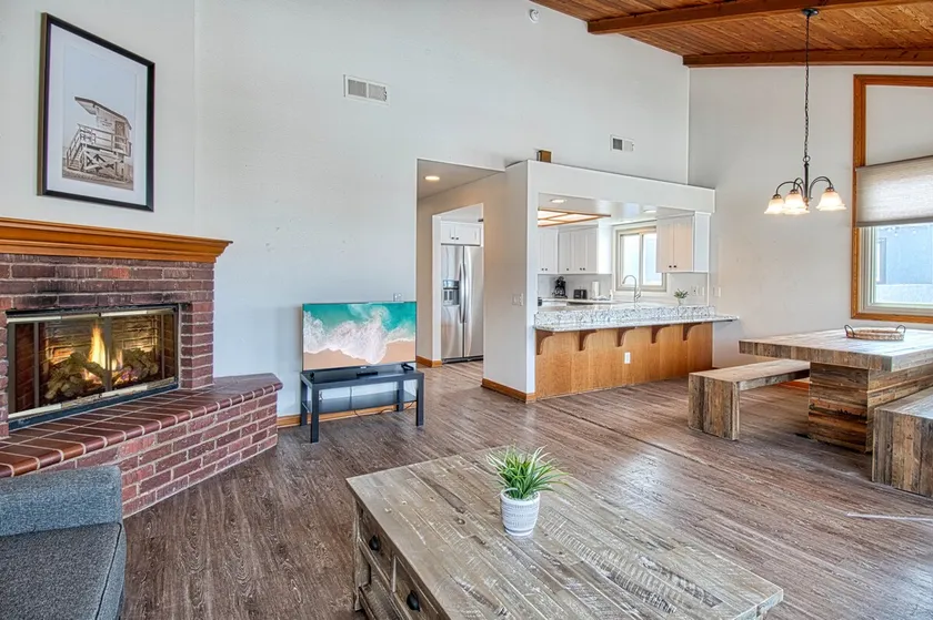 Fabulous upper unit on a fabulous street just one house from the beach! - Image 1