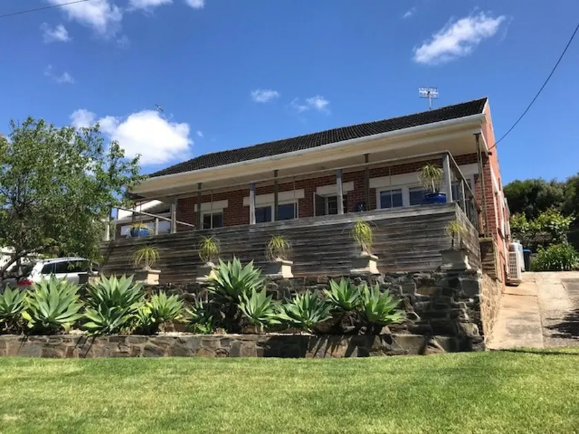 Breathtaking Views of Encounter Bay Pet Friendly - Image 1