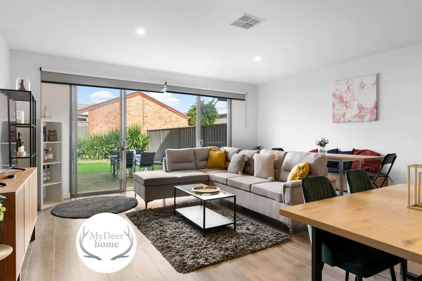 Mellow&Modernized Townhouse-3Beds-Quiet-Anzac Hwy - Image 1