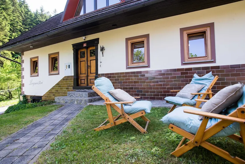 Green Oasis Getaway at Estate Žagmeštri - Image 1