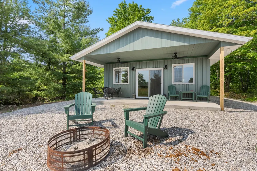 Dog Friendly - Secluded Getaway in Fish Creek - Image 1