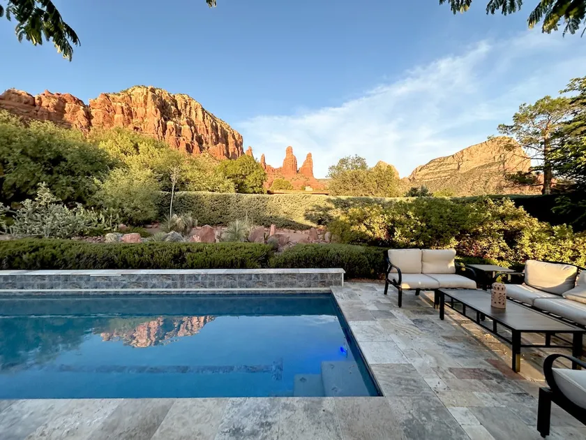 POOL! Views: Red Rocks/Chapel! Hot Tub, EV Charger - Image 1