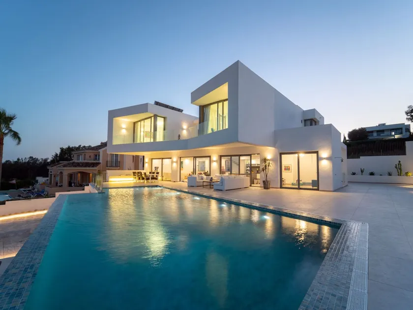 Luz by Interhome - Image 1