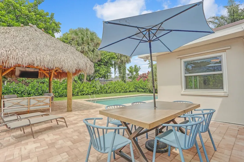 Private Pool + Bar: Palm Beach Gardens Getaway - Image 1