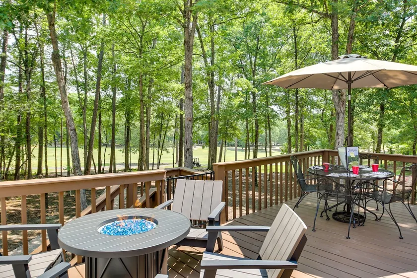 Hot Springs Village Golf Getaway w/ Deck! - Image 1