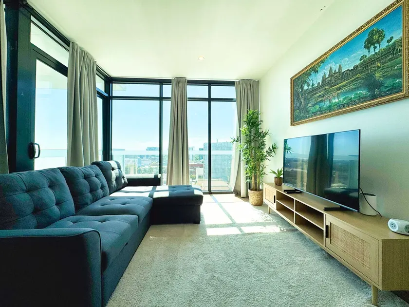 Beautiful Cambodian Inspired Apartment with Pool & Gym - Image 1