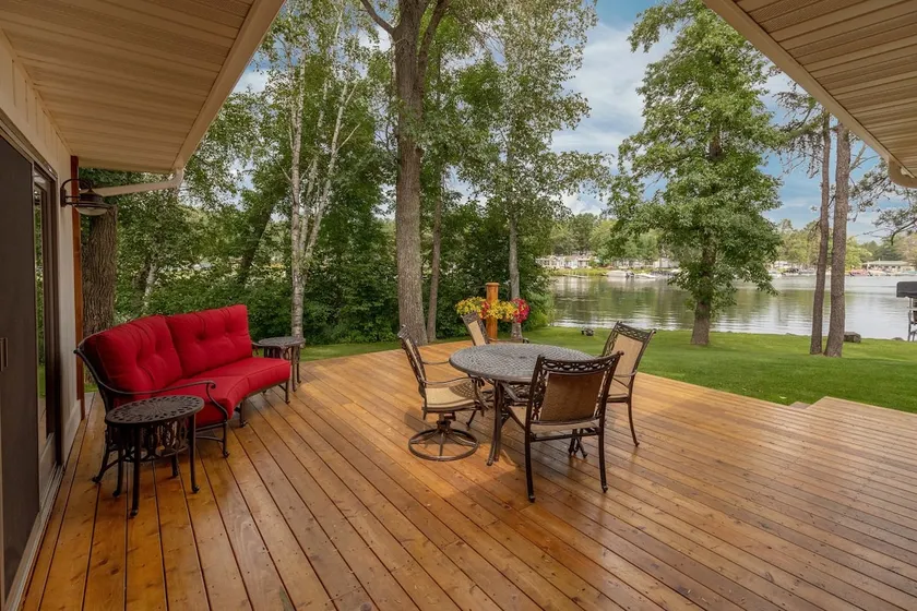 On The Chain, Two Docks, Kayaks, Much More! - Image 1