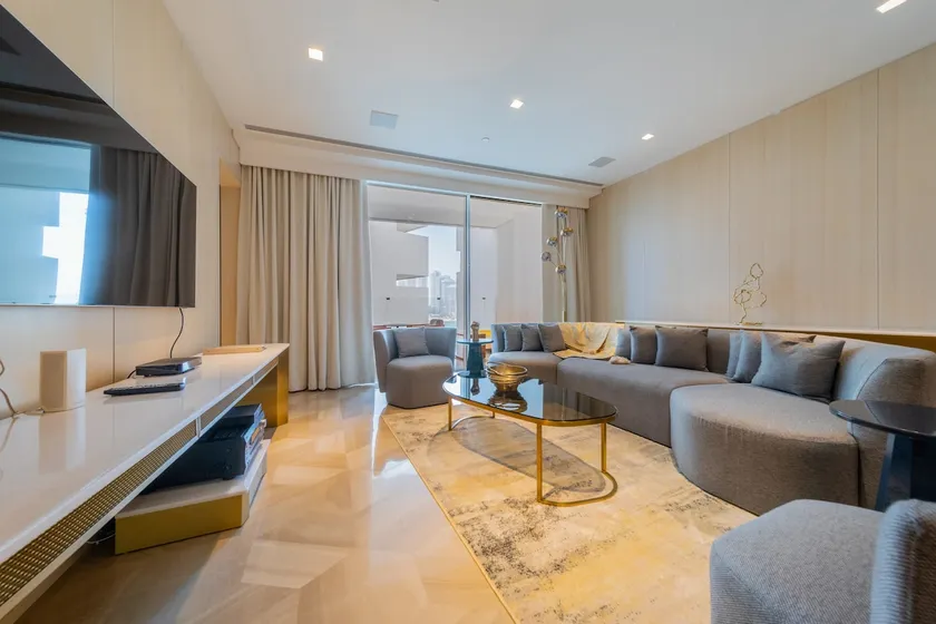 Astonishing 1BR Apt with Sea View - Image 1