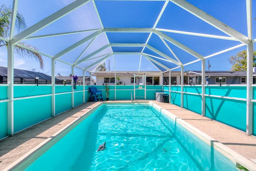 Endless Summer Oasis with a Pool - Image 1