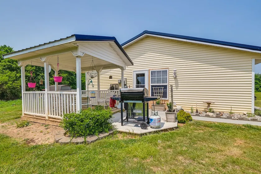 Charming Smiths Grove Home Near Cave Tours! - Image 1