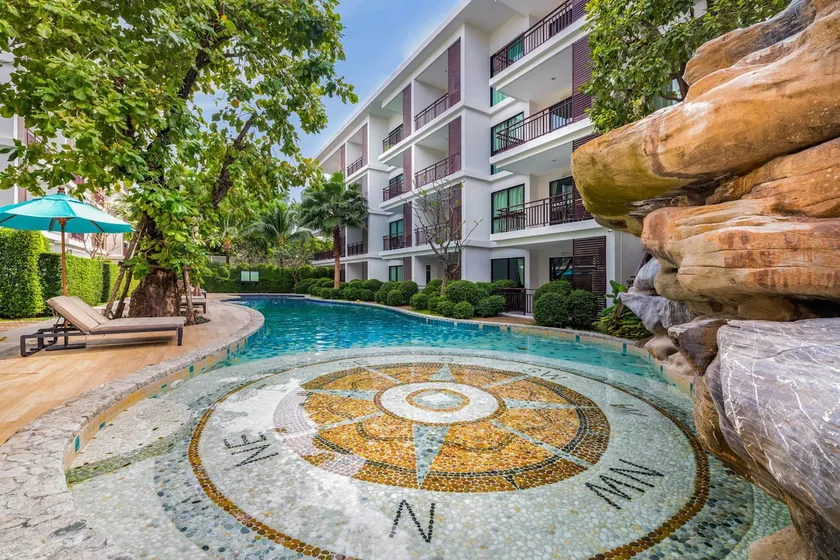 Corner Apartment on the Top Floor @Rawai beach-50m - Image 1