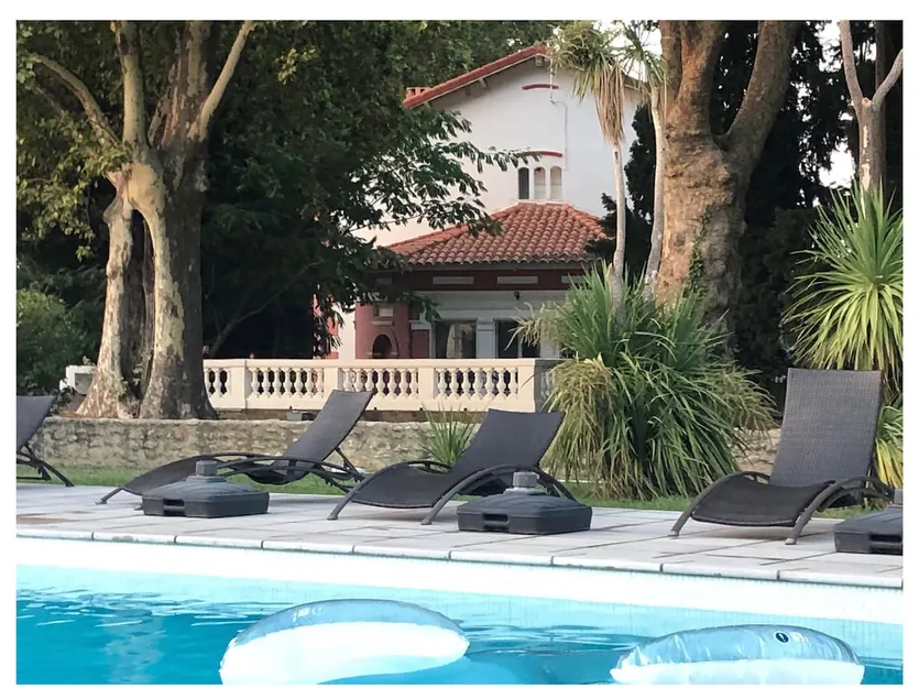 Canigou cottage shared pool & private terrace - Image 1