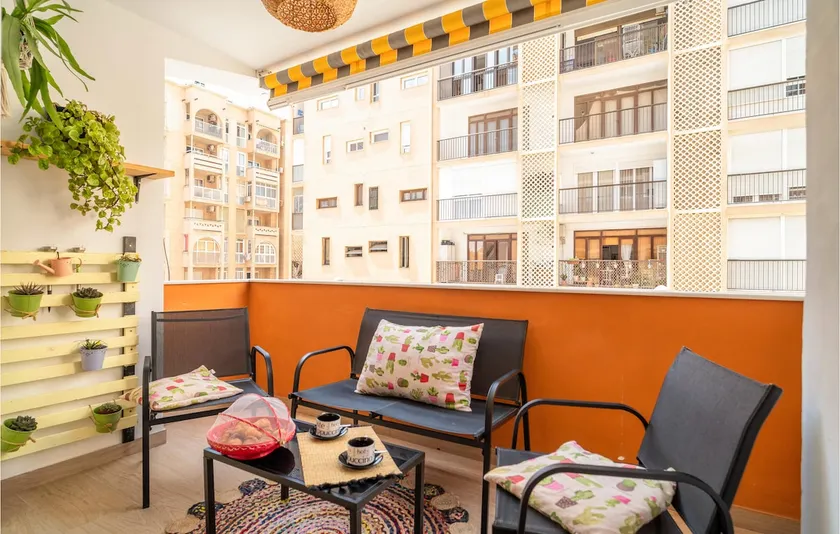 3 bedroom amazing apartment in Almería - Image 1