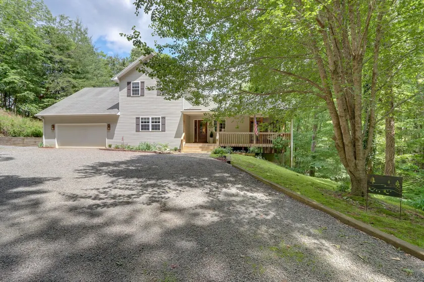Hayesville ‘River Run’ Home on Hiwassee River! - Image 1
