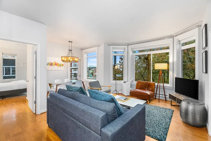 The Corner Nest at Belltown - Image 1