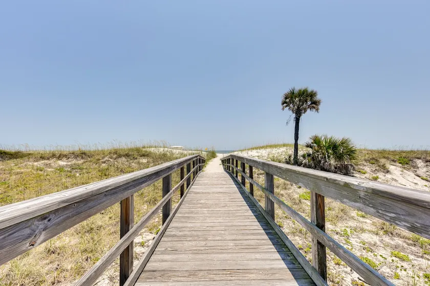 Pet-Friendly Fernandina Beach Condo: Walk to Beach - Image 1