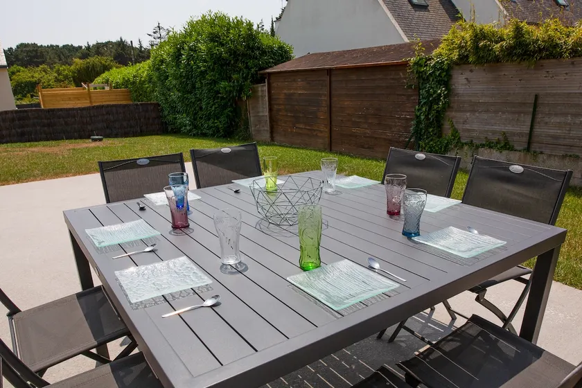 House for 8 with garden 1km from the beach - Image 1