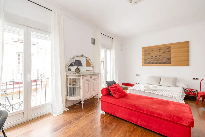 Heima Wonderful Loft in the Historic City Center - Image 1