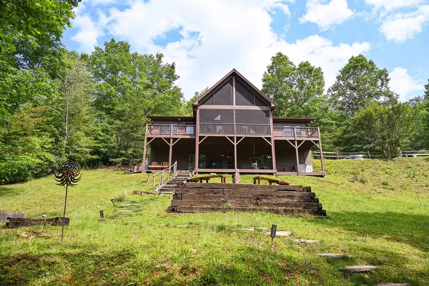 Babblebrook Lodge Creekfront Cabin w/River Access - Image 1