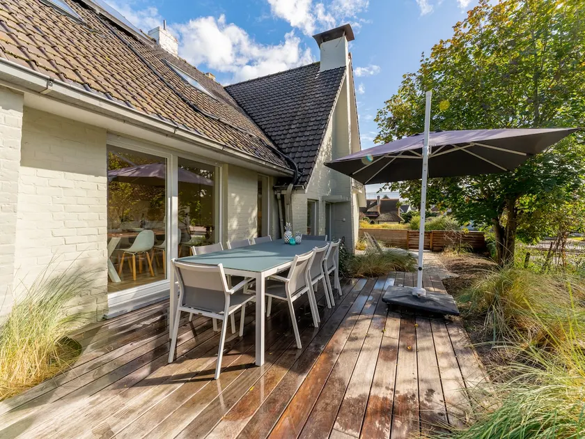 Beautiful vacation home near the beach - Image 1