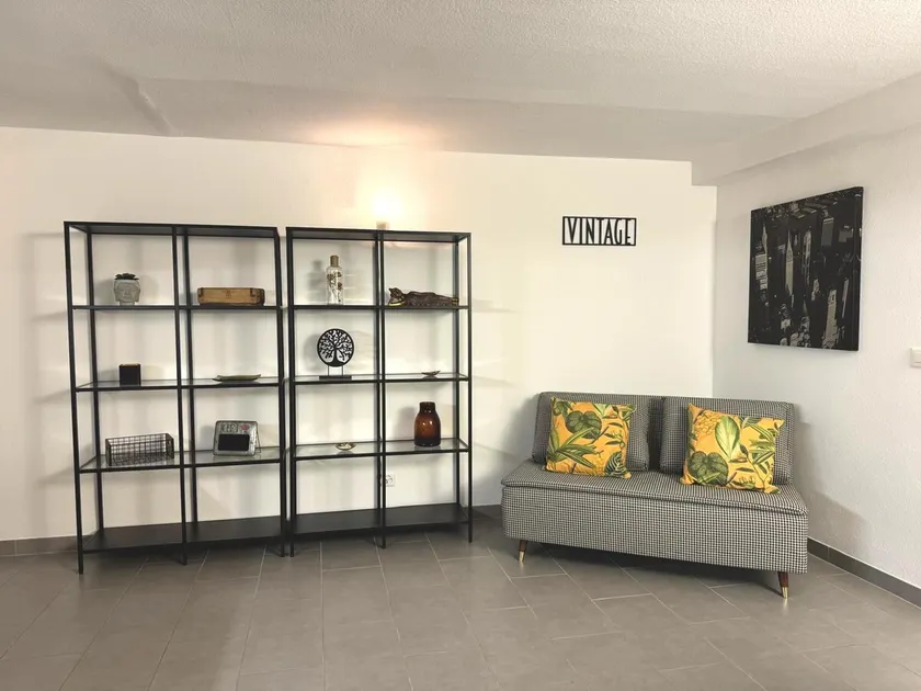 Beautiful flat with garden - Close to lake & pool - Image 1