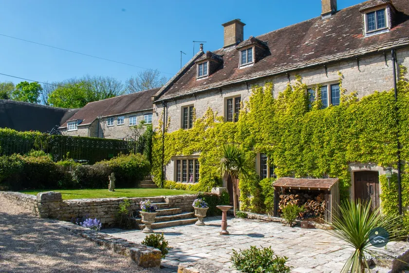 Poxwell Manor West Wing - Exclusive Dorset Retreat - Image 1