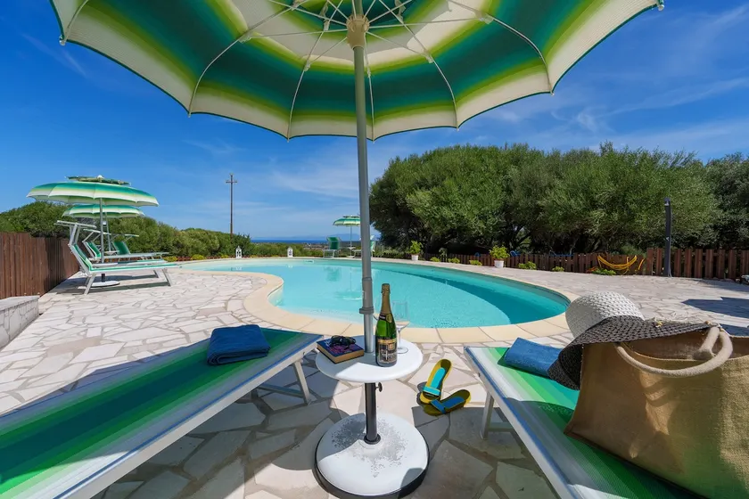 Casa Ginepro pool and sea view - Image 1