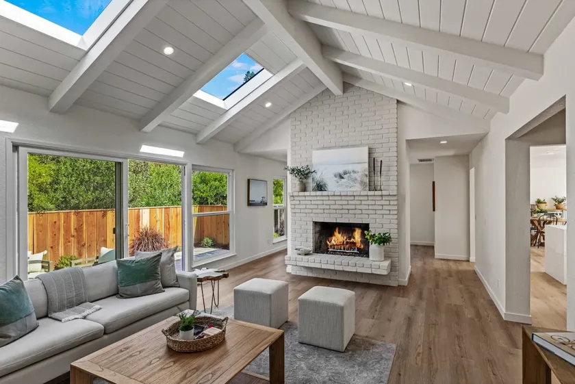 Pebble Beach's ”Pebble Breeze” - Image 1