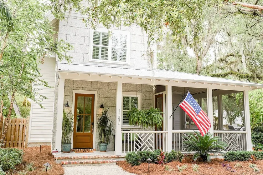Summer Special | Large Home with Pool & Bikes! - Image 1