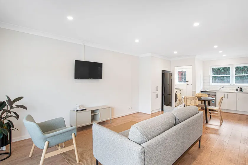 Prime Location 2 Bed Renovated in Royston Park - Image 1
