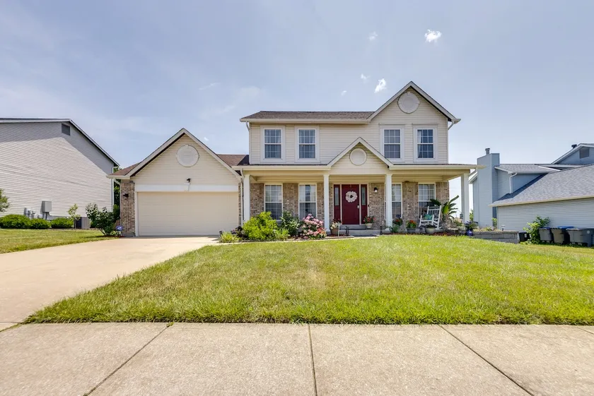 Families Welcome! Spacious O'Fallon Home w/ Yard - Image 1