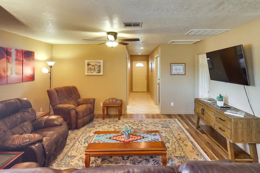 Dog-Friendly Bullhead City Home - Walk to River! - Image 1