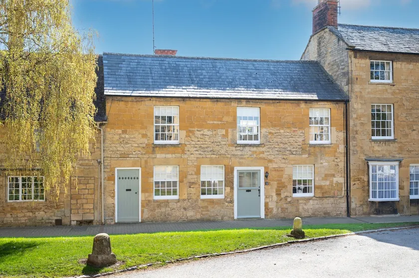 6 Bed in Chipping Campden oc-h34138 - Image 1