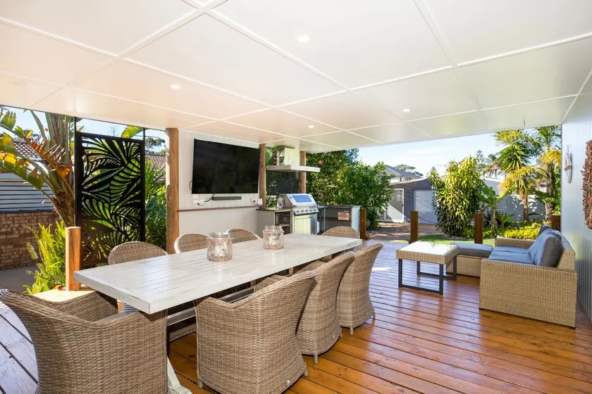 The Anchor - Pet Friendly - 5 Mins Walk to Beach - EV Charging - Image 1
