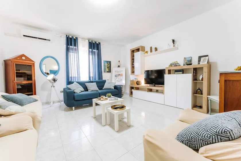 Artemisia House Solid - Image 1