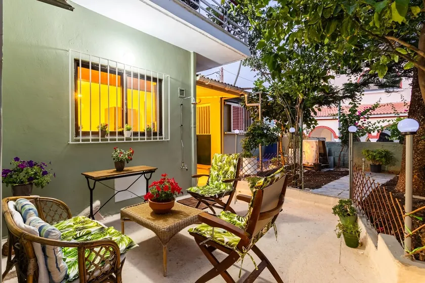 Escape to Kalamata's Old City Your Urban Oasis - Image 1
