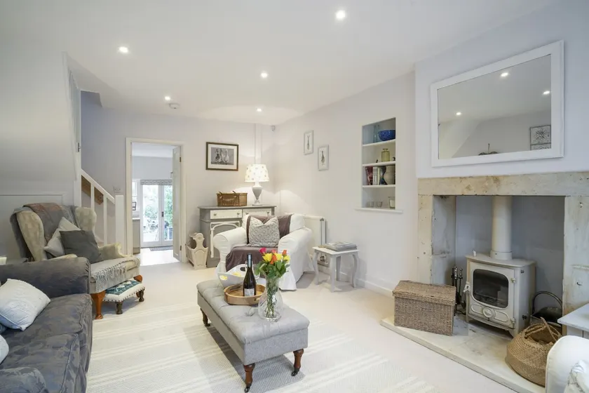 Pearl Cottage - Image 1
