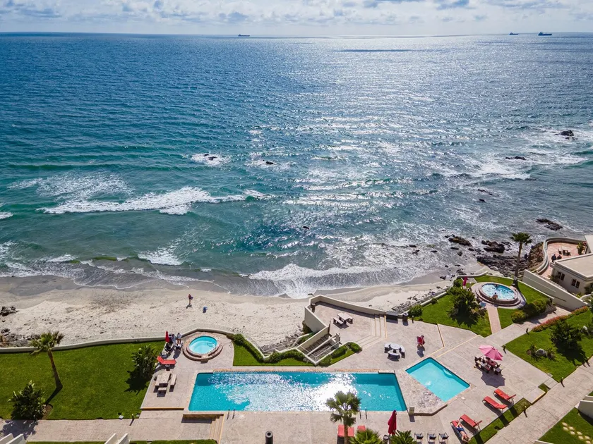 Luxury Ocean View beach front POOL & Jacuzzi Condo - Image 1