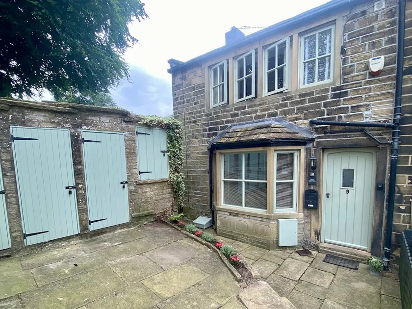 Erin Cottage - Image 1