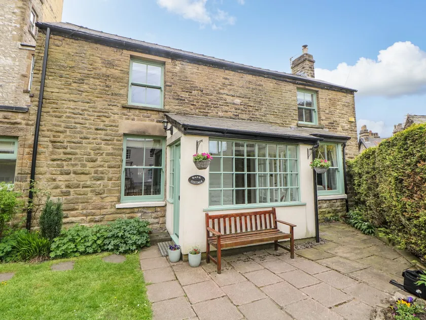 Bank Cottage - Image 1