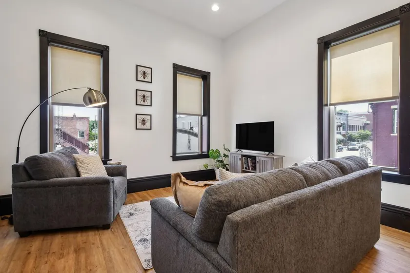 Sleek Millersburg Apartment in Downtown! - Image 1