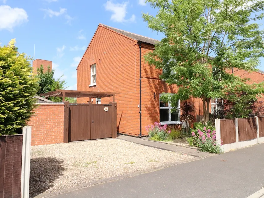 CHERRY LODGE, accepte les animaux, avec jardin à Newark-On-Trent - Image 1