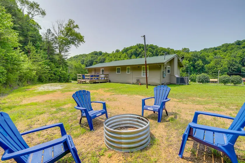 Huntsville Vacation Rental w/ Fire Pit - Image 1