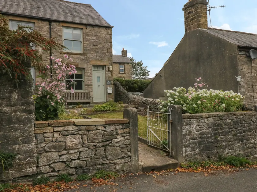 4 Cherry Tree Cottages - Image 1