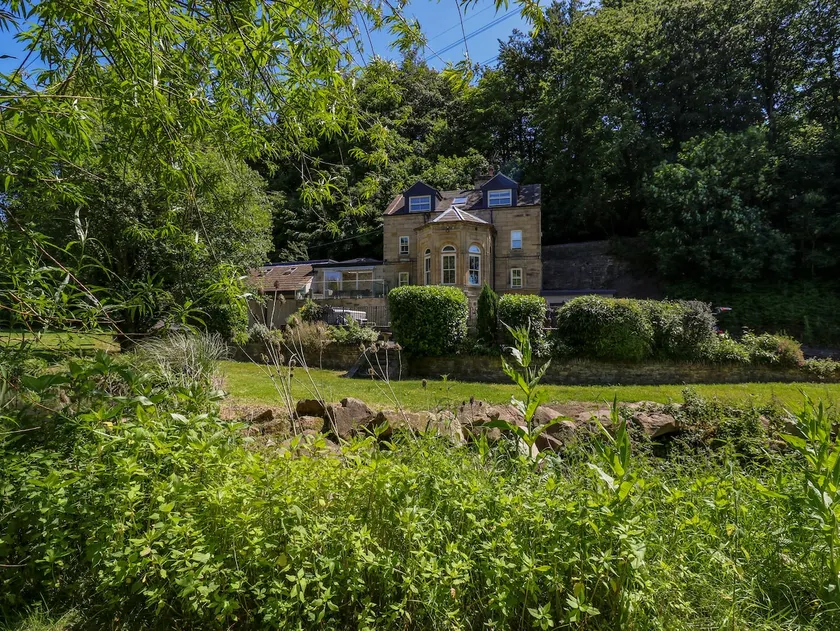 Belvedere Farm - Image 1