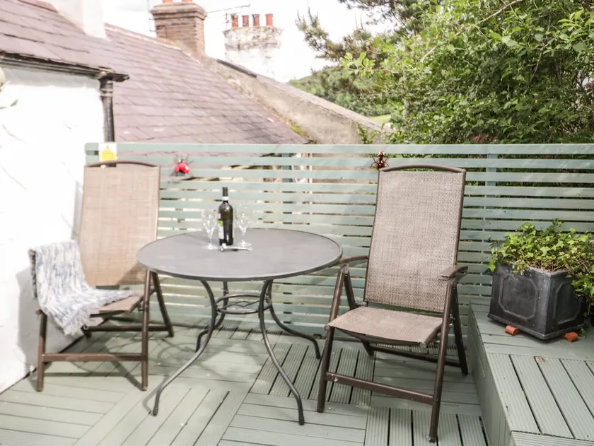 7 Watkin Street - Image 1