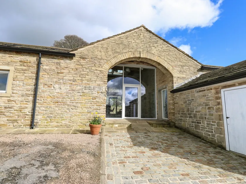 2 Barn Cottages - Image 1