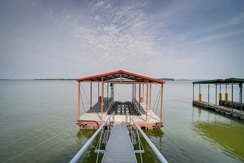 Waterfront Grove Retreat w/ Dock: 'Cedar Ridge' - Image 1