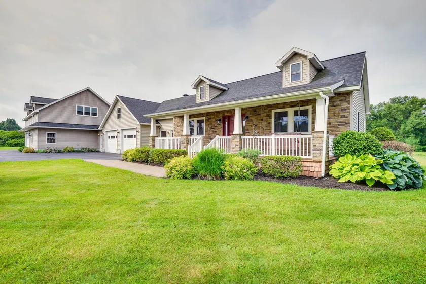 Spacious Lowville Retreat on 4 Private Acres! - Image 1