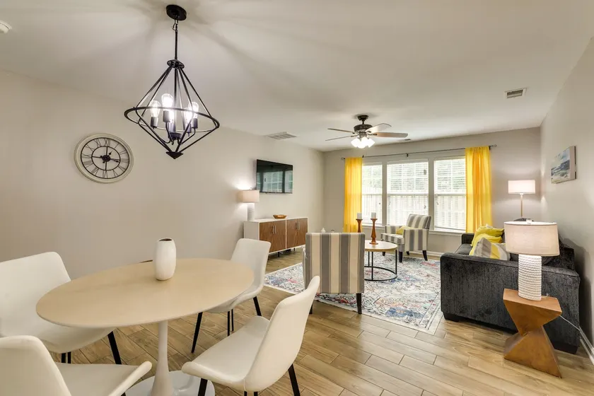 Charming North Charleston Townhome - Pets Welcome! - Image 1